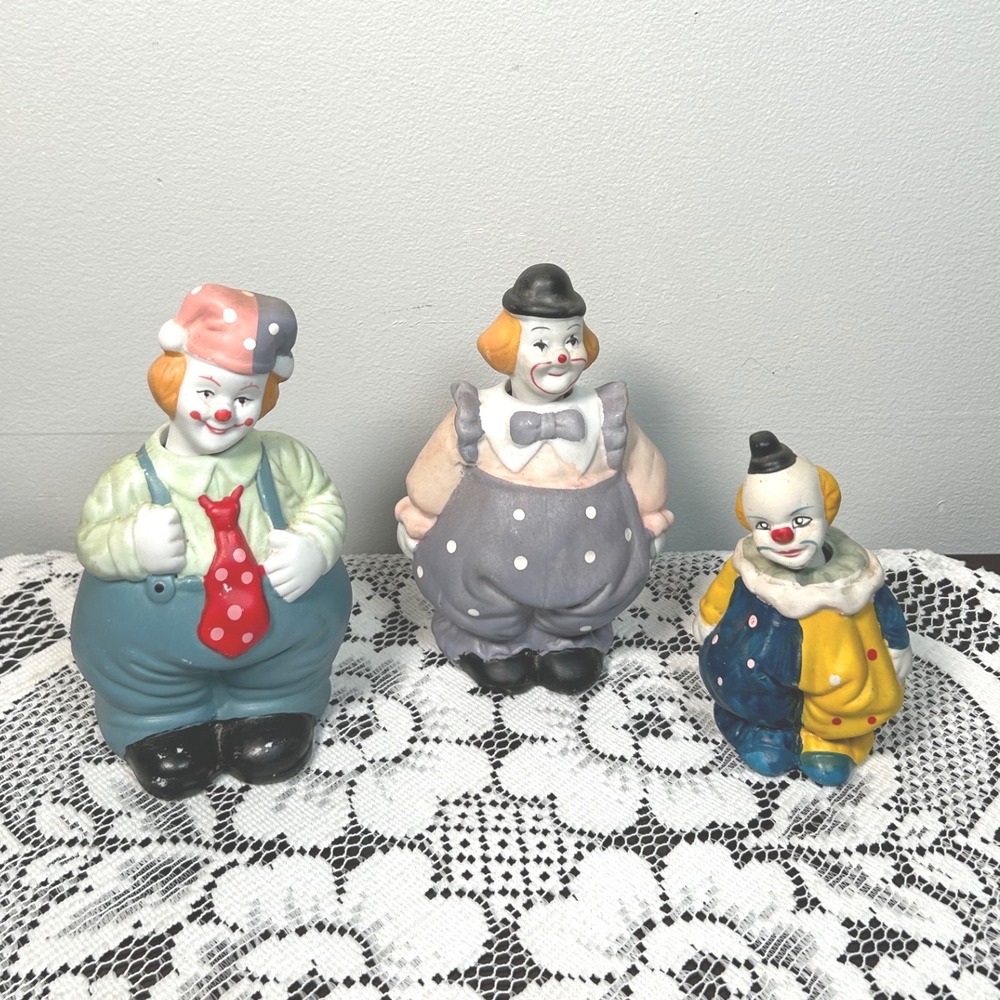 Circus Clown Figurines Bobble Heads Lot of 3 Ceramic Hand Painted Hobo Whimsical